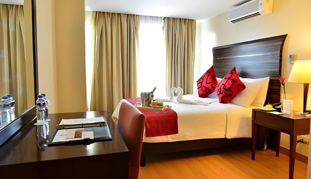 Lancaster Hotel Manila Mandaluyong Luaran gambar