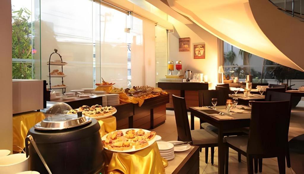 Lancaster Hotel Manila Mandaluyong Luaran gambar